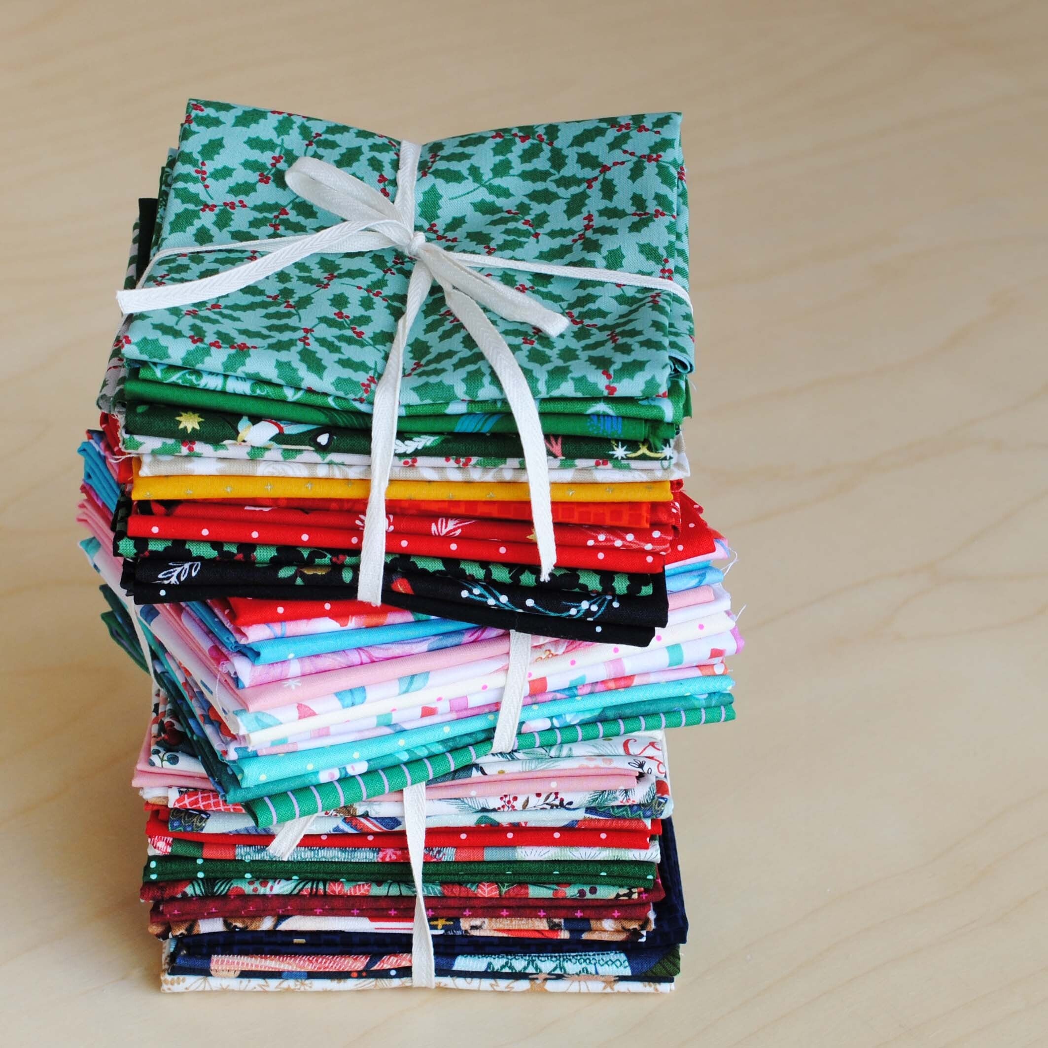 Holiday Quilt Top Contest