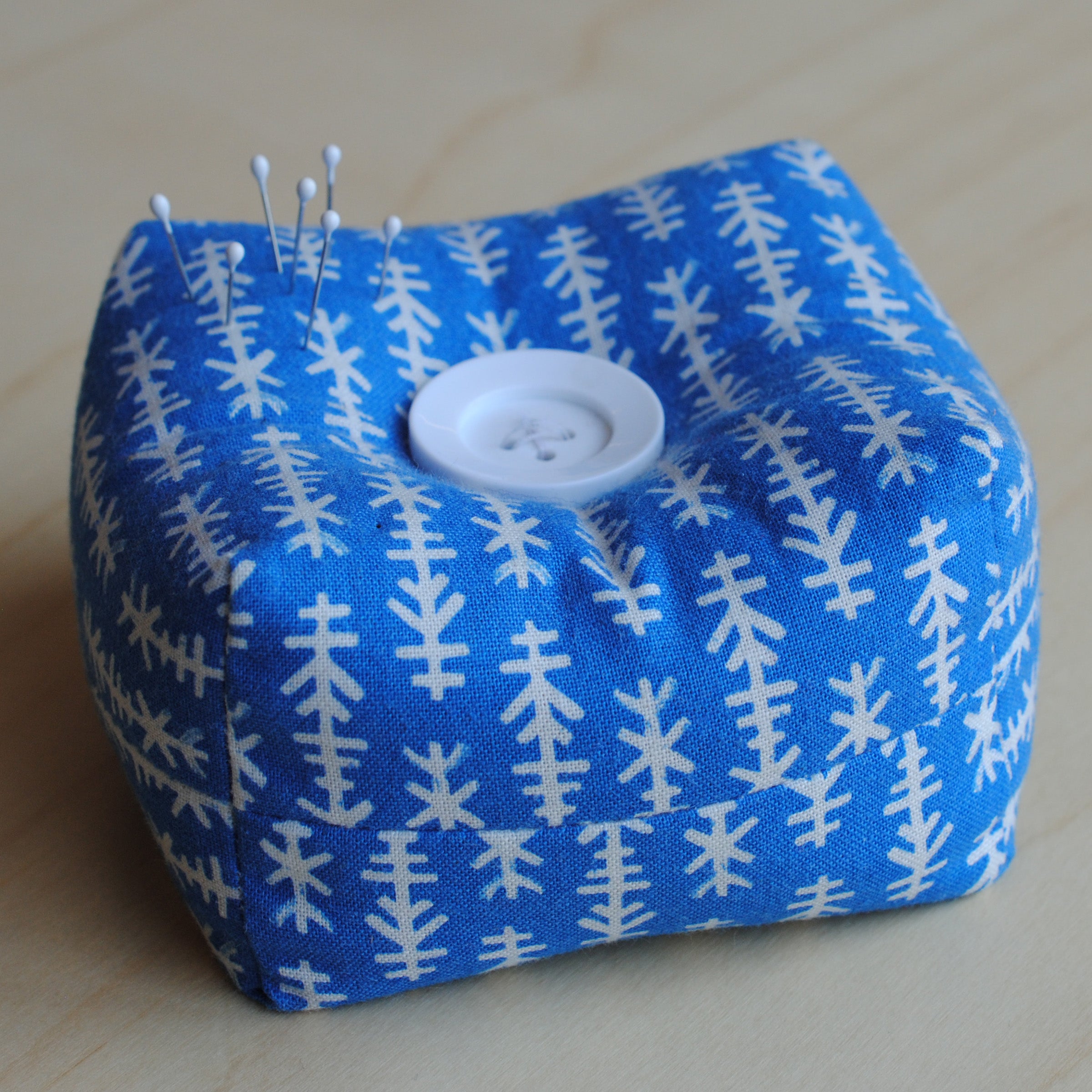 Learn to Sew: Easy Pincushion