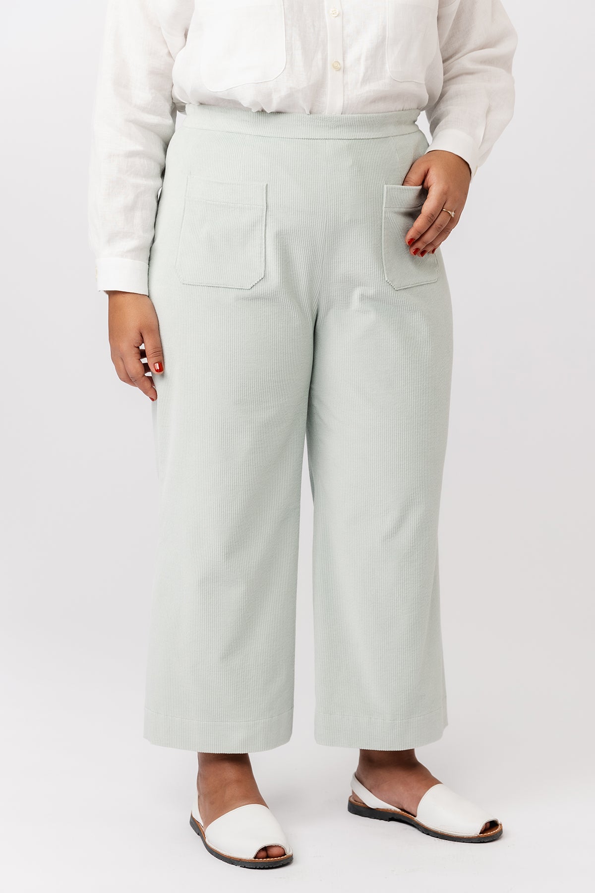 VERSO trousers & shorts