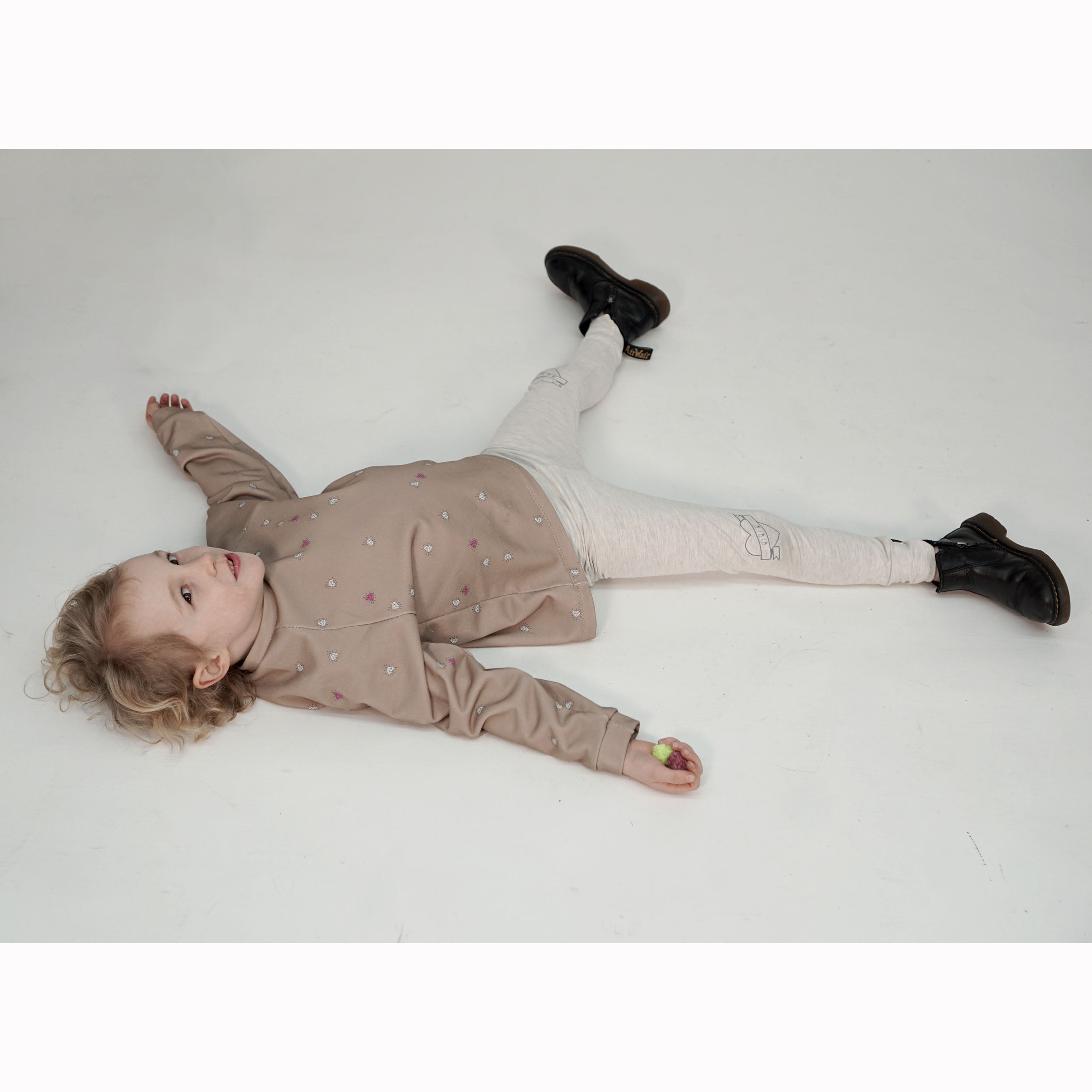 Roux Children's Legging PDF Sewing Pattern - Unisex, Girls& Boys, Sizes 1-11 years